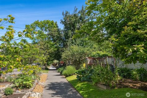 5216 9th Avenue NW Seattle WA 98107