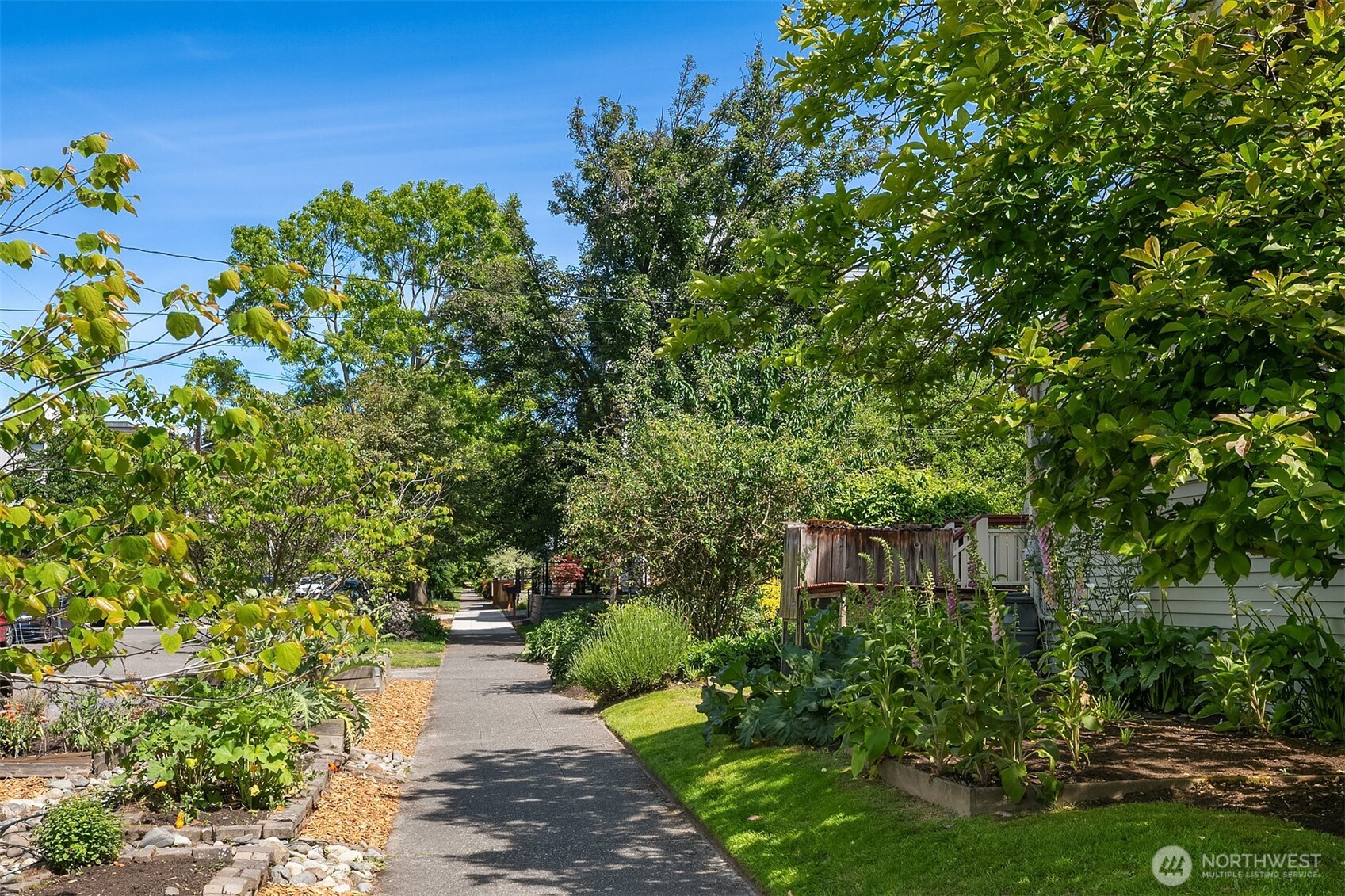 5216 9th Avenue NW Seattle WA 98107