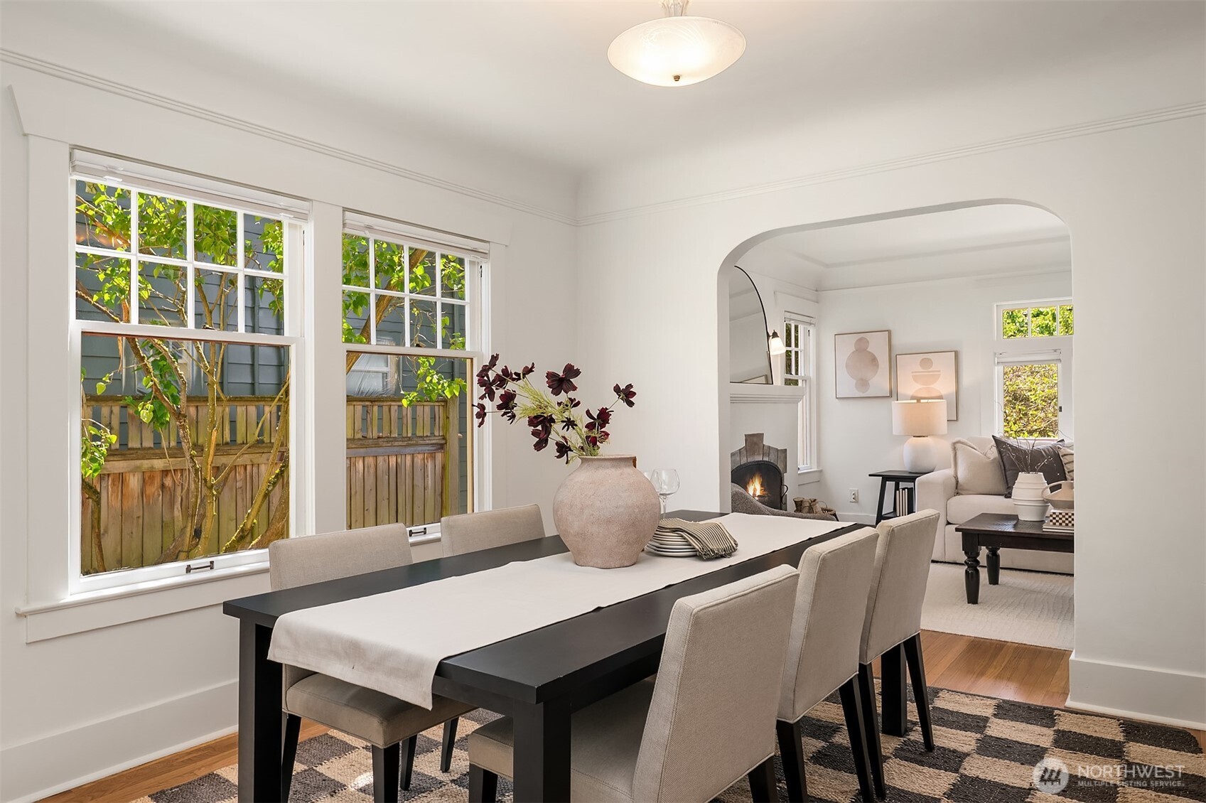 5216 9th Avenue NW Seattle WA 98107