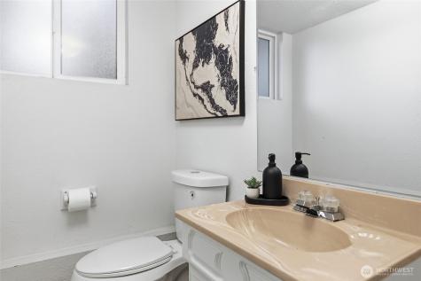 15524 SE 179th Street Renton WA 98058