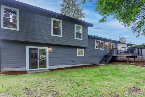15524 SE 179th Street Renton WA 98058