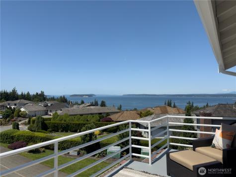 1621 Edgemoor Lane Everett WA 98203