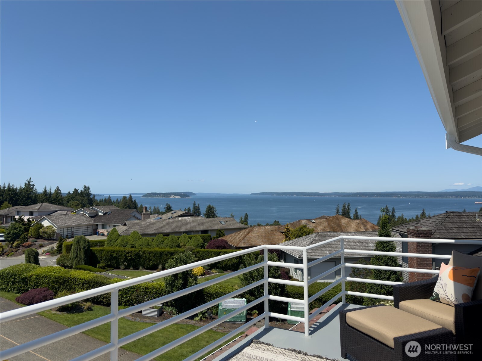 1621 Edgemoor Lane Everett WA 98203