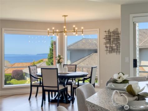 1621 Edgemoor Lane Everett WA 98203