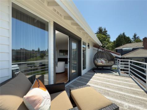 1621 Edgemoor Lane Everett WA 98203