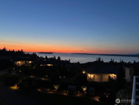 1621 Edgemoor Lane Everett WA 98203