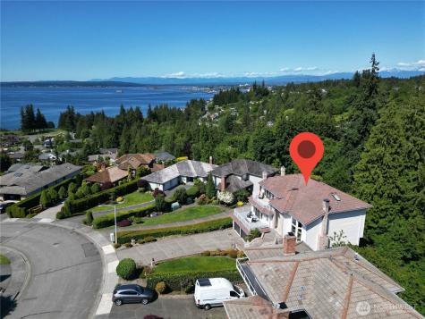 1621 Edgemoor Lane Everett WA 98203