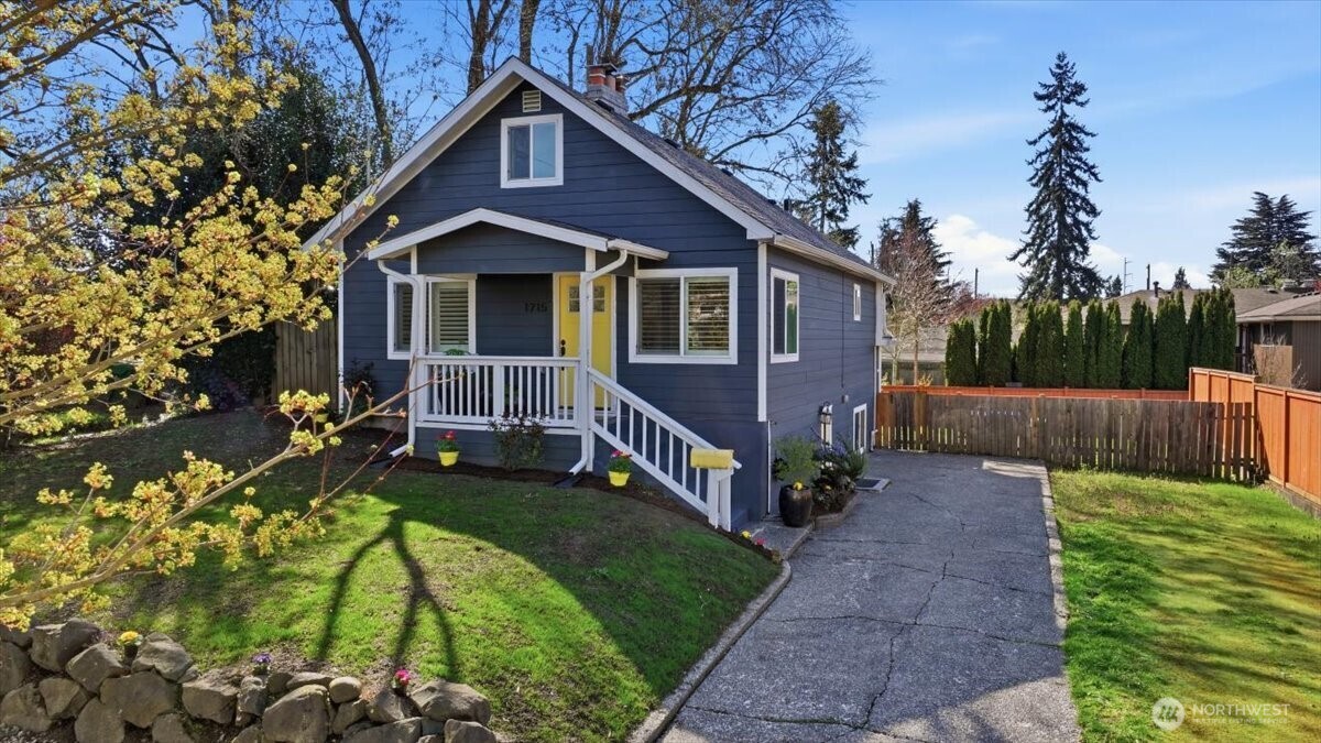 1715 SW Trenton Street Seattle WA 98106