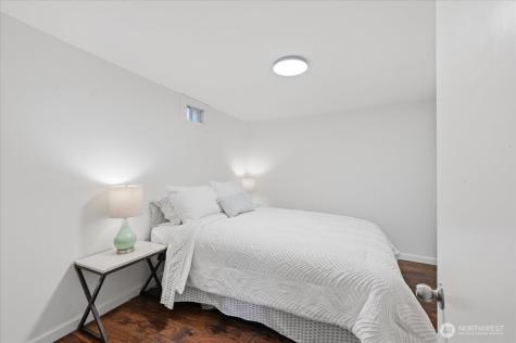1715 SW Trenton Street Seattle WA 98106
