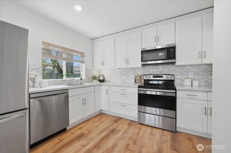 1715 SW Trenton Street Seattle WA 98106