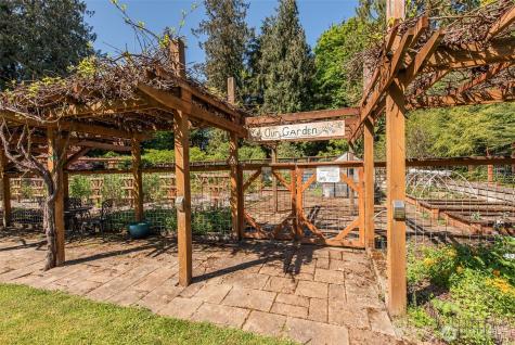 1544 Mount Pleasant Road Port Angeles WA 98362