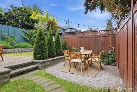 924 N 75th Street Seattle WA 98103