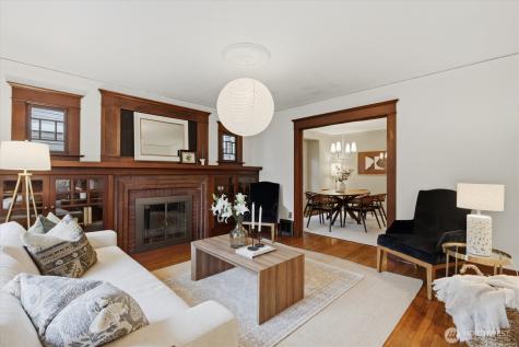 924 N 75th Street Seattle WA 98103