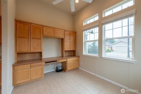 4986 Meriwood Drive NE Lacey WA 98516