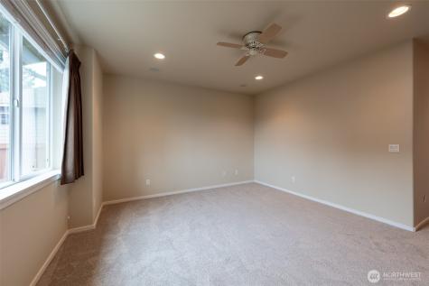 4986 Meriwood Drive NE Lacey WA 98516
