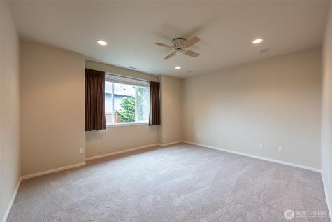 4986 Meriwood Drive NE Lacey WA 98516