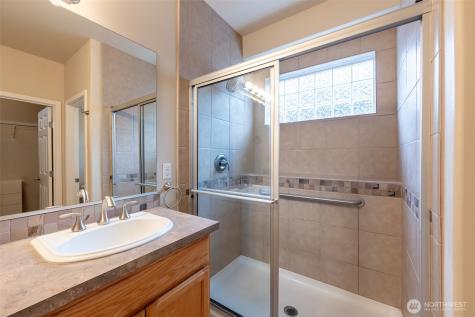 4986 Meriwood Drive NE Lacey WA 98516