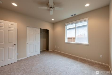 4986 Meriwood Drive NE Lacey WA 98516