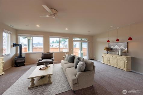 4986 Meriwood Drive NE Lacey WA 98516