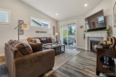 613 166th Street S Spanaway WA 98387