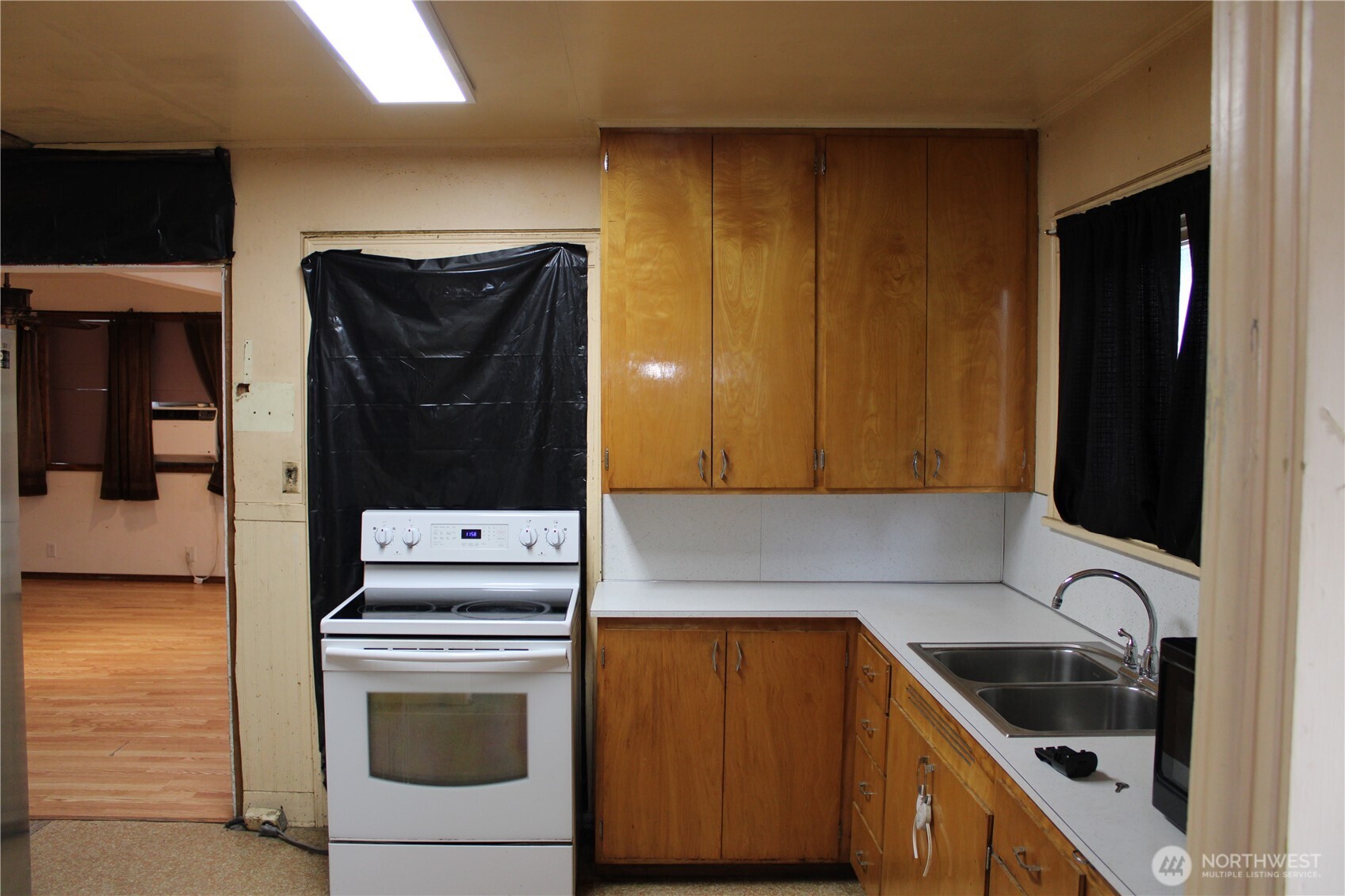 2714 Aberdeen Avenue Hoquiam WA 98550