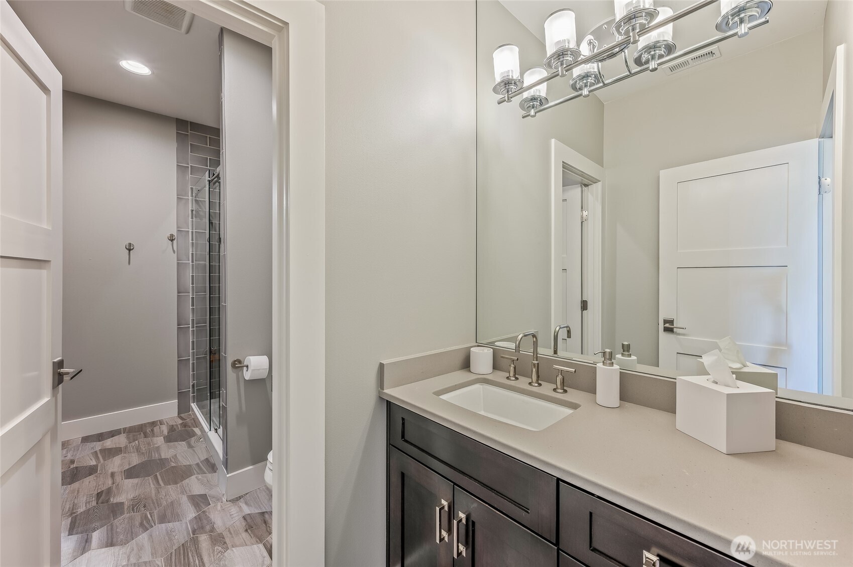 1695 Easy Street Wenatchee WA 98801