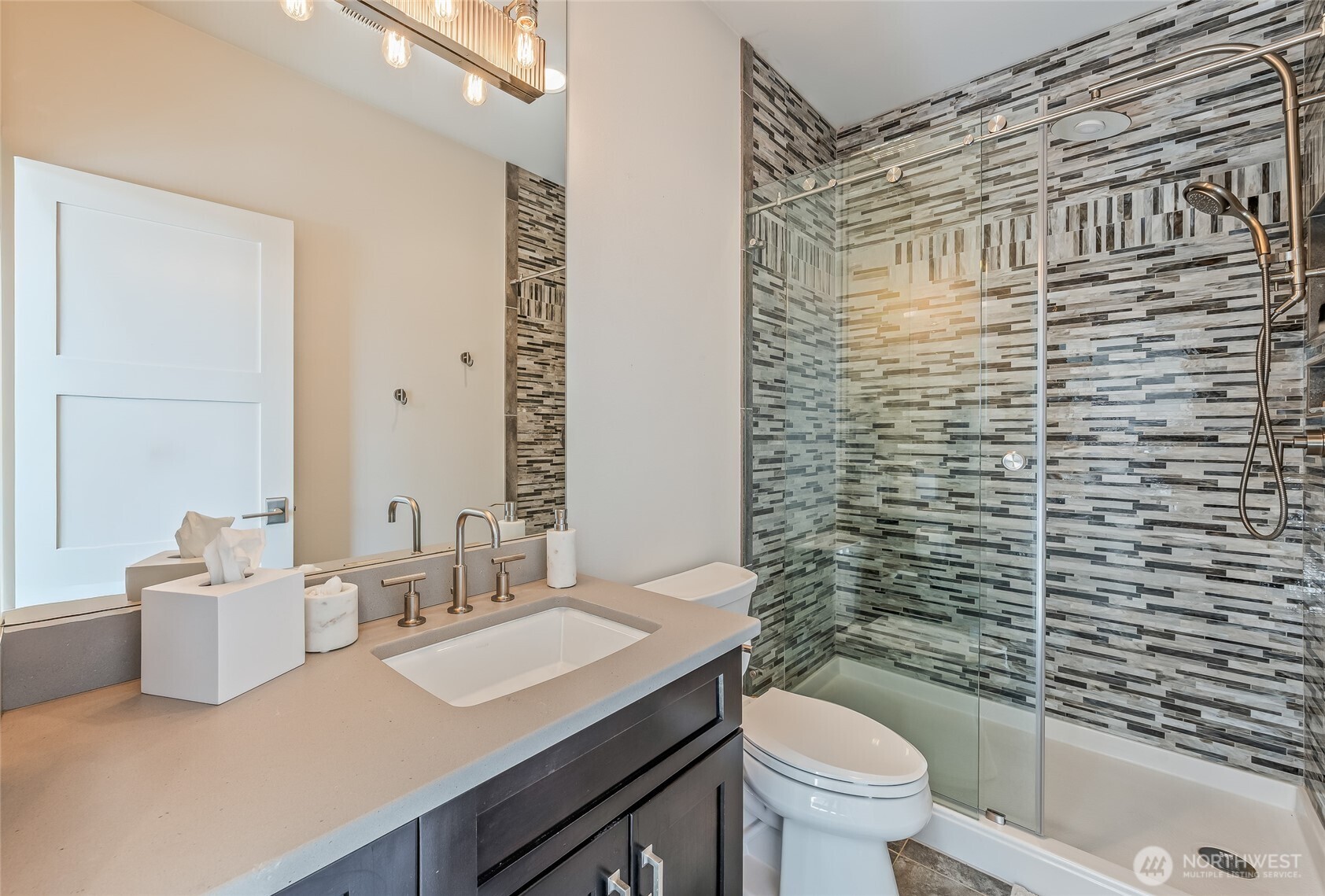 1695 Easy Street Wenatchee WA 98801