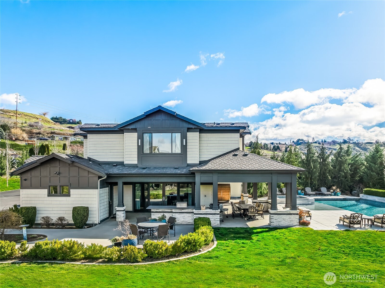 1695 Easy Street Wenatchee WA 98801