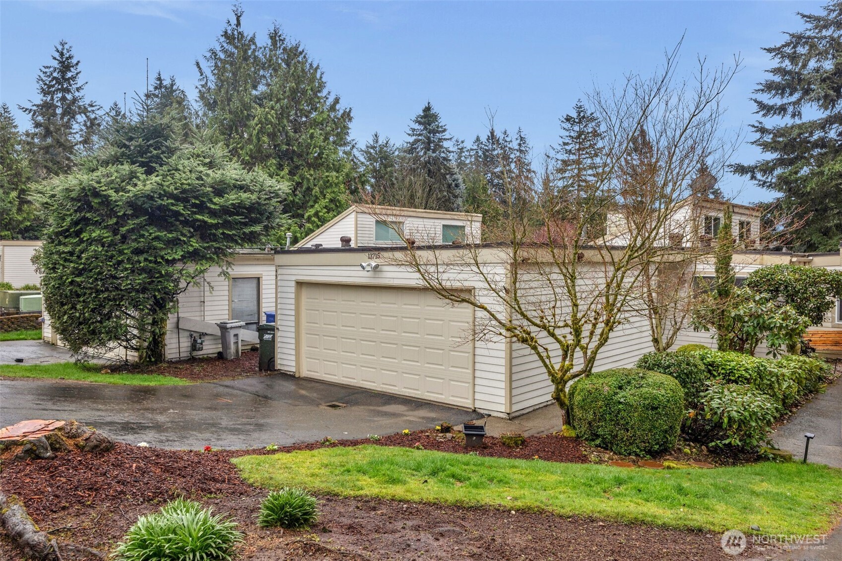 13715 SE 258th Place Kent WA 98042