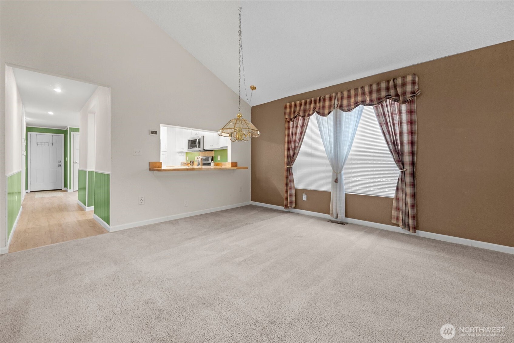 13715 SE 258th Place Kent WA 98042