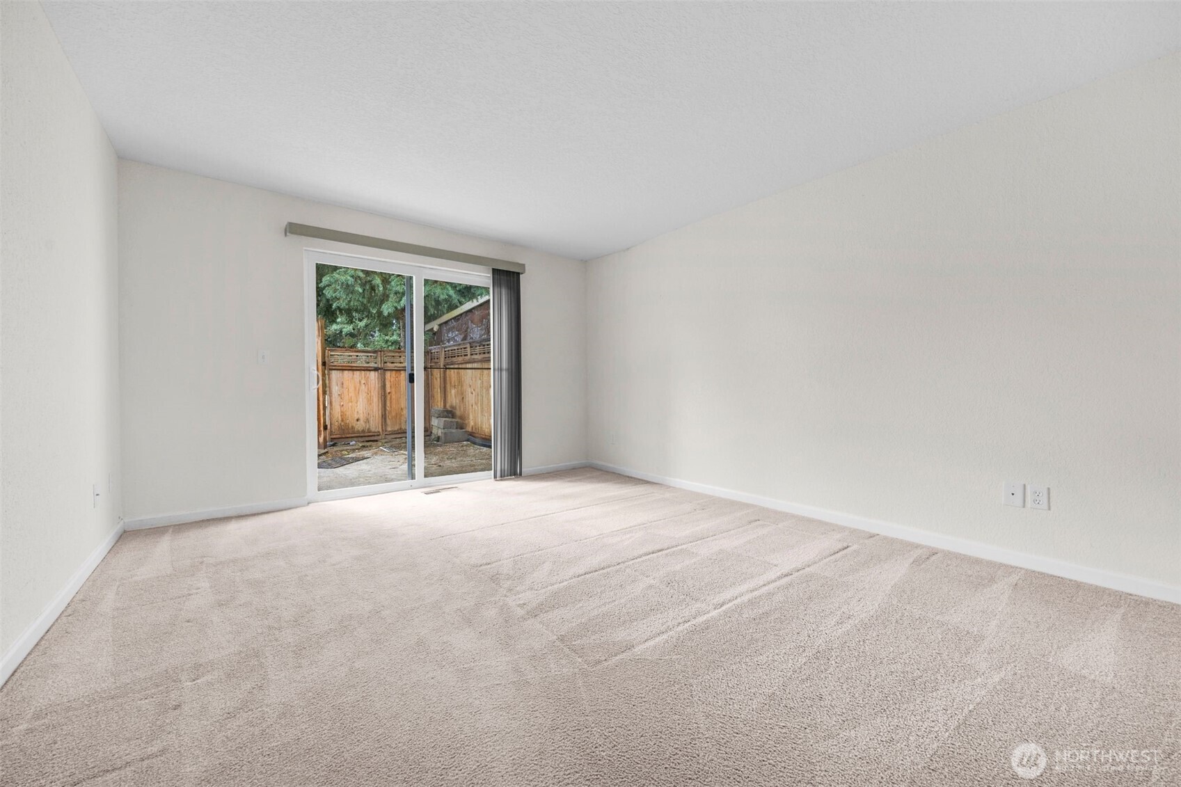 13715 SE 258th Place Kent WA 98042