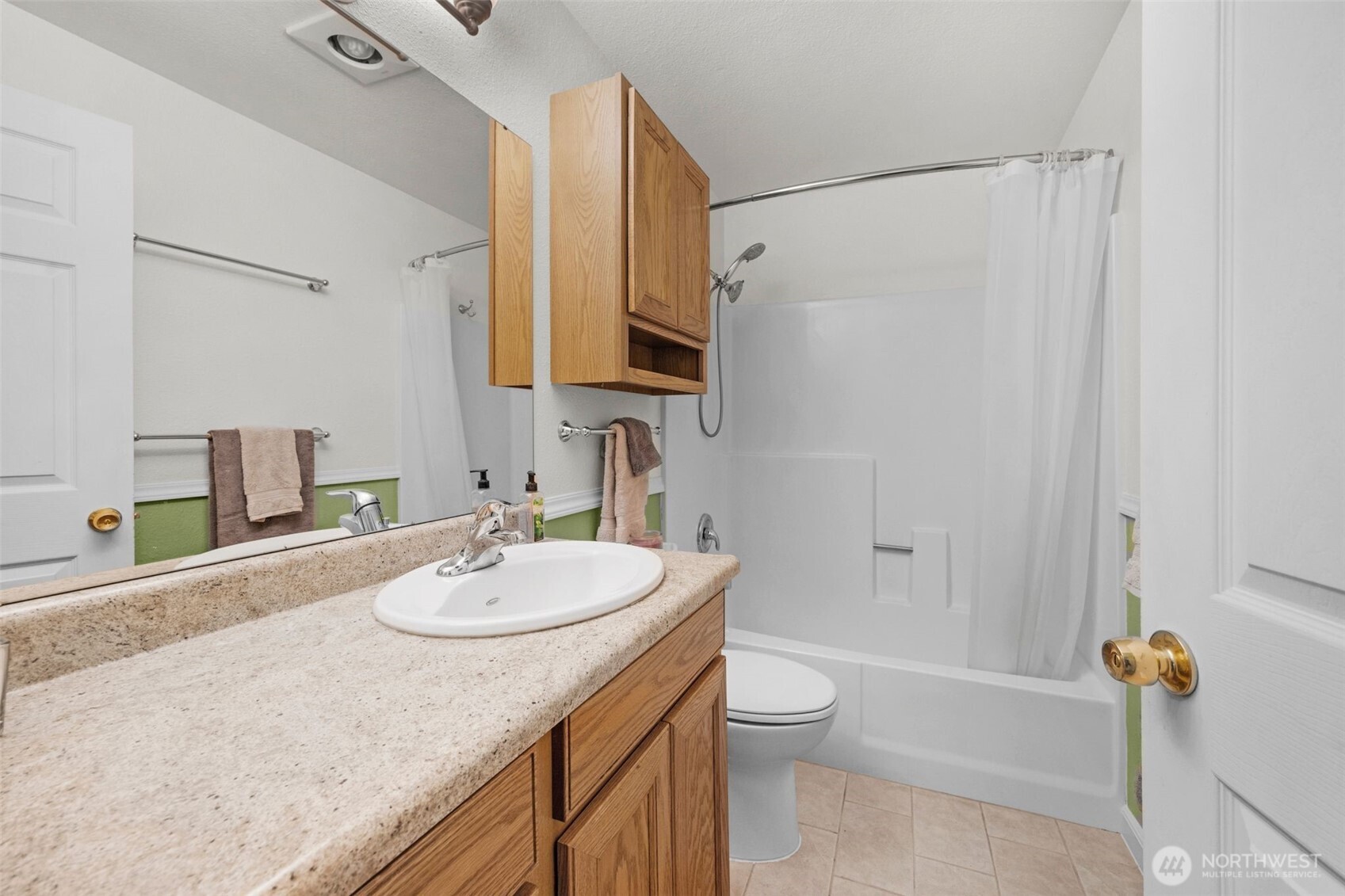 13715 SE 258th Place Kent WA 98042