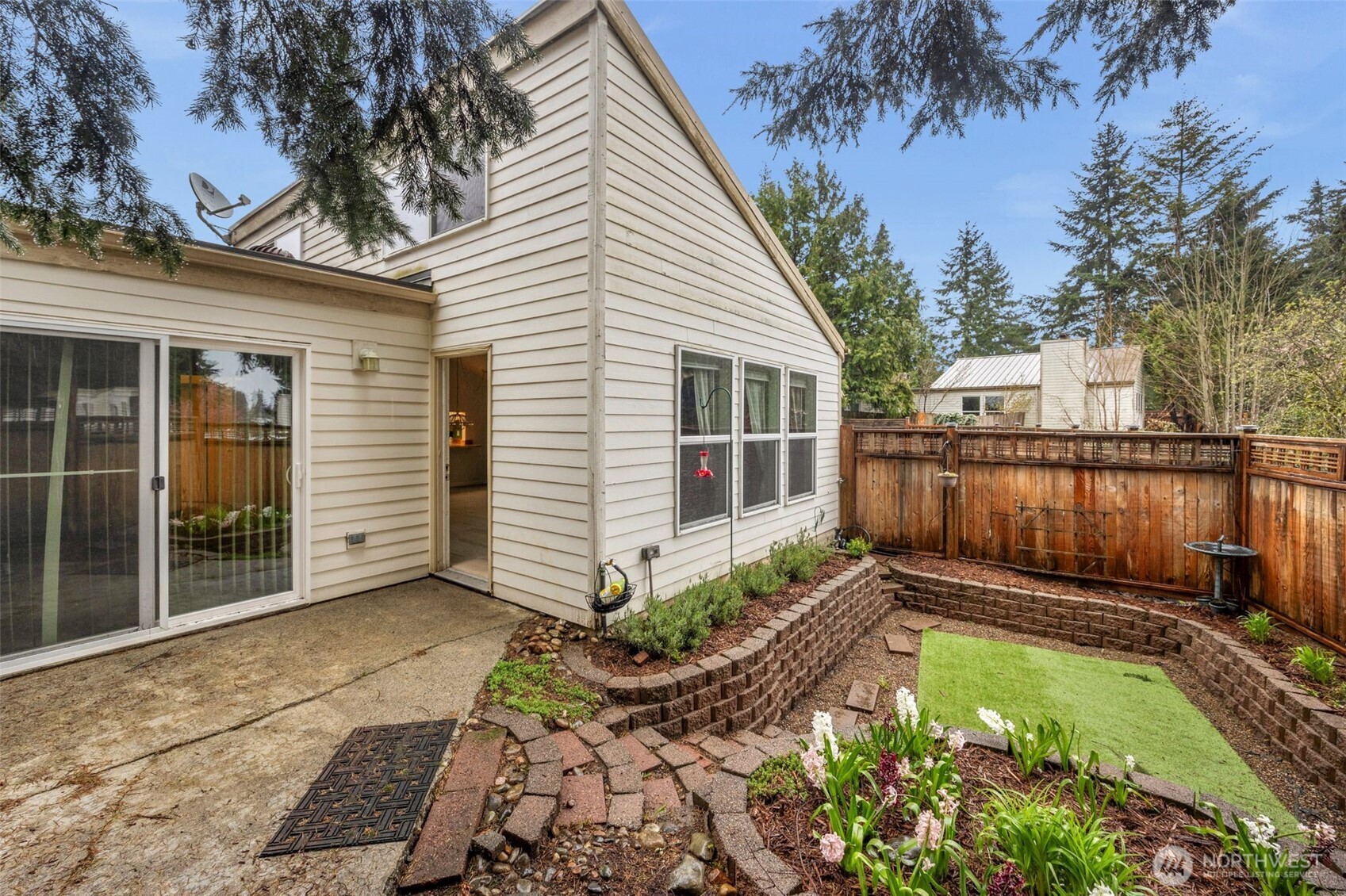 13715 SE 258th Place Kent WA 98042