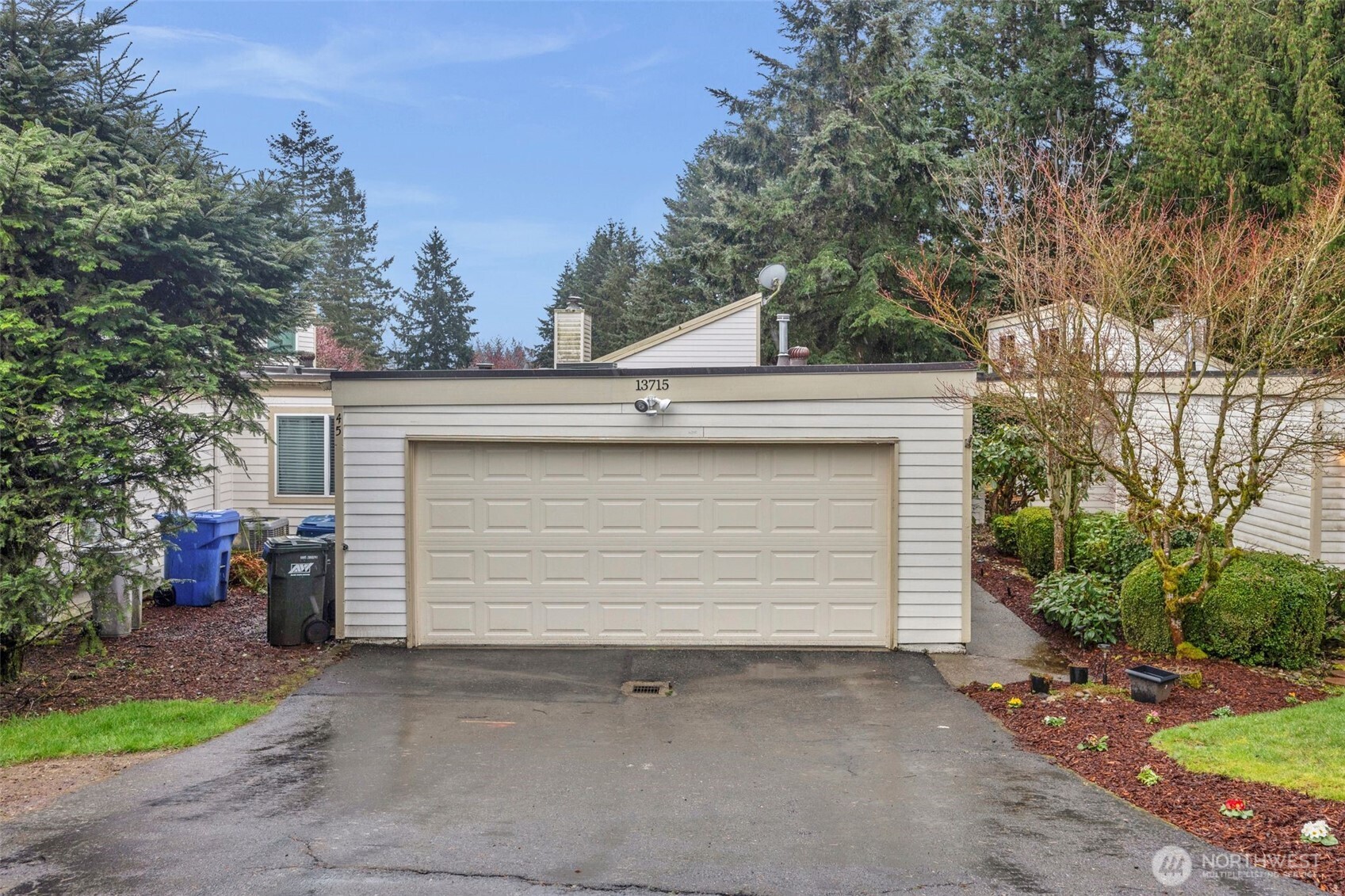 13715 SE 258th Place Kent WA 98042