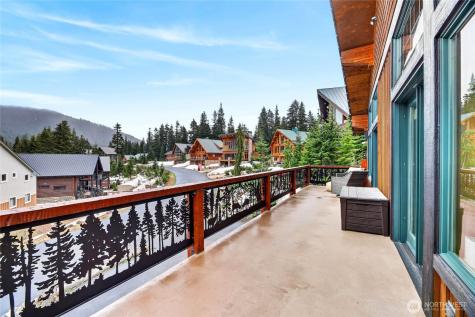 50 Summit Way Snoqualmie Pass WA 98068