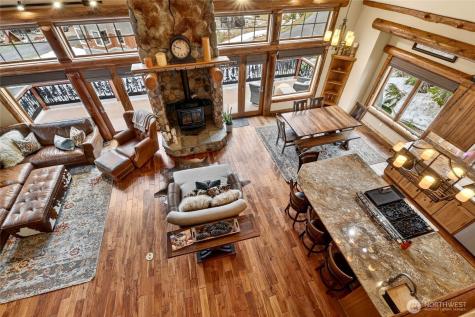50 Summit Way Snoqualmie Pass WA 98068