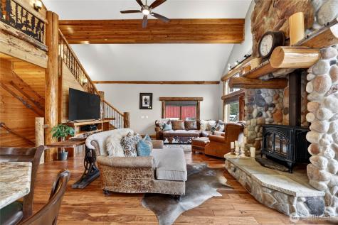 50 Summit Way Snoqualmie Pass WA 98068