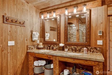 50 Summit Way Snoqualmie Pass WA 98068