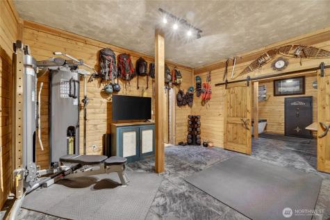 50 Summit Way Snoqualmie Pass WA 98068