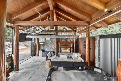 50 Summit Way Snoqualmie Pass WA 98068
