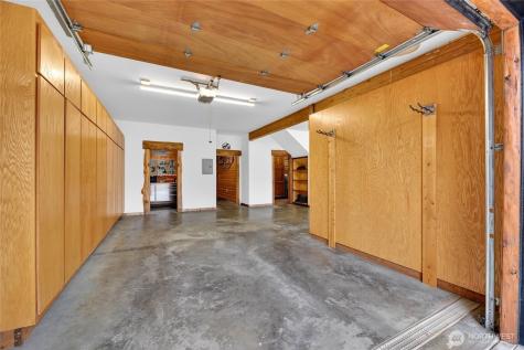50 Summit Way Snoqualmie Pass WA 98068