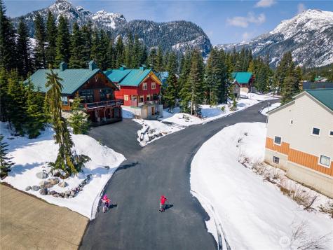 50 Summit Way Snoqualmie Pass WA 98068