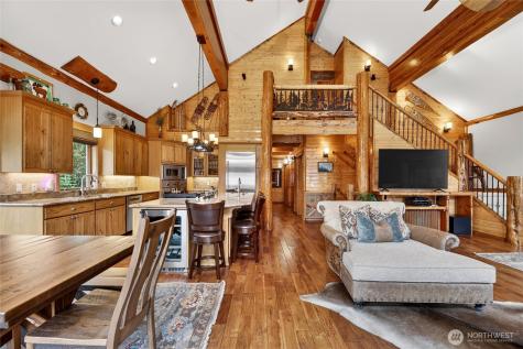 50 Summit Way Snoqualmie Pass WA 98068
