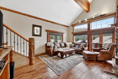 50 Summit Way Snoqualmie Pass WA 98068