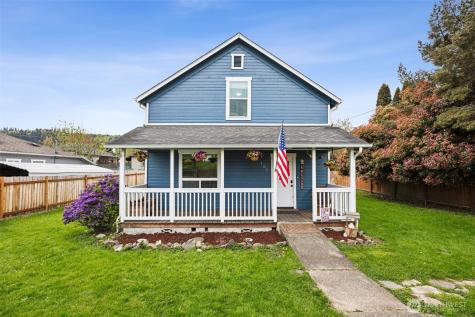 105 Oak Street E Eatonville WA 98328