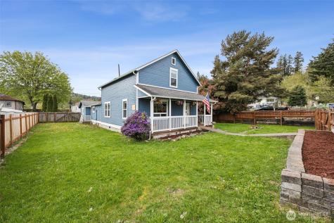 105 Oak Street E Eatonville WA 98328