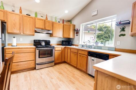 858 Willow Court SW Ocean Shores WA 98569