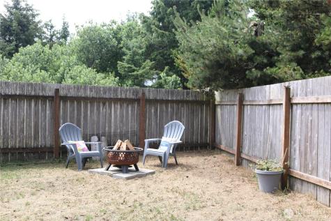 858 Willow Court SW Ocean Shores WA 98569