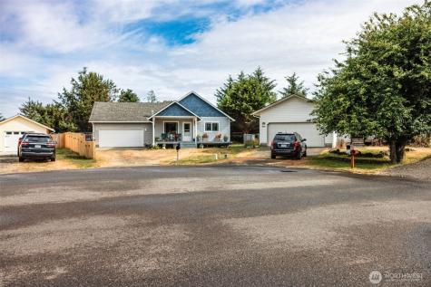 858 Willow Court SW Ocean Shores WA 98569