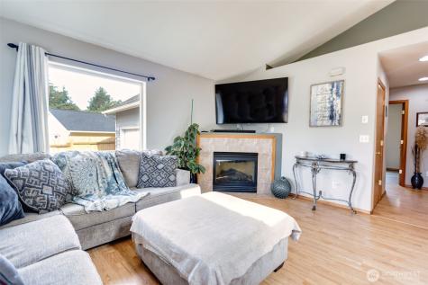 858 Willow Court SW Ocean Shores WA 98569